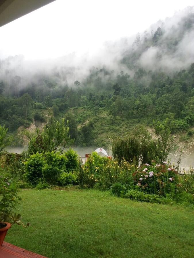 Anand Ganga Hotel Uttarkashi Exterior photo